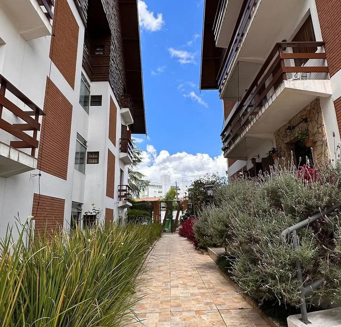 Saint Moritz, Ape Pratico E Confortavel Campos do Jordao Apartment